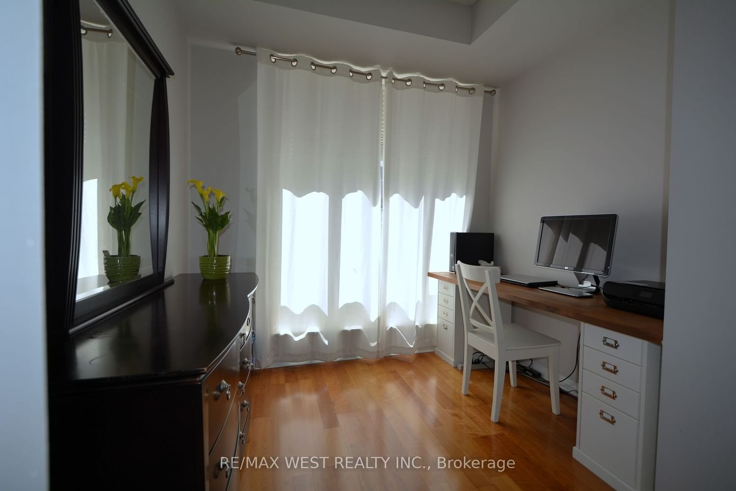 455 Rosewell Ave, unit 107 for sale - image #11