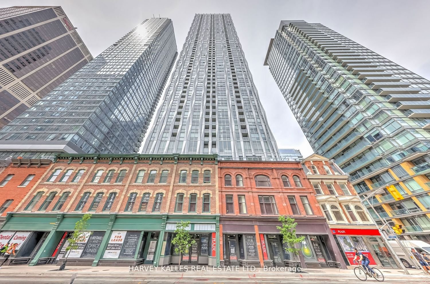 1 Yorkville Ave, unit 5506 for sale - image #2