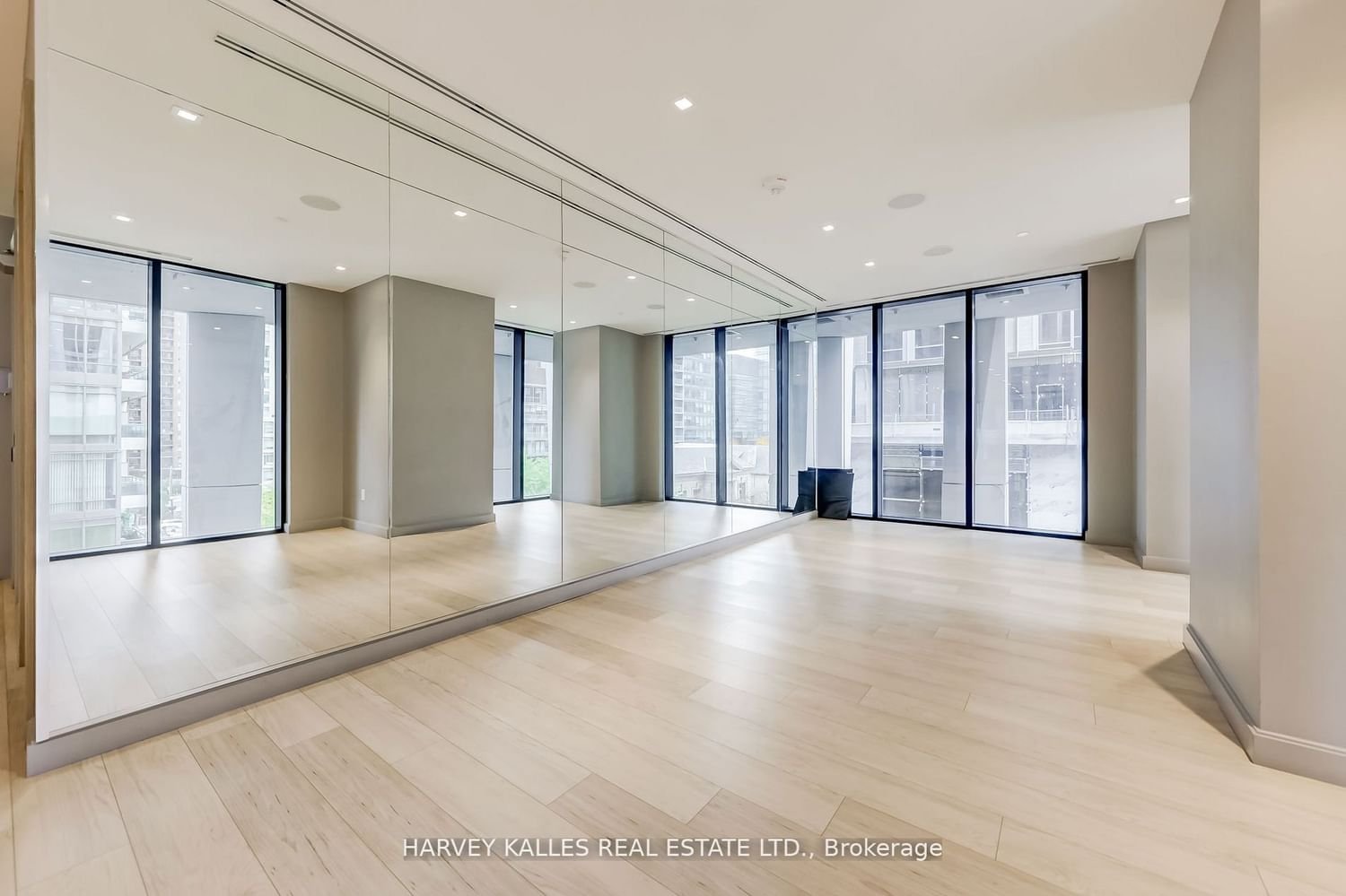 1 Yorkville Ave, unit 5506 for sale - image #33
