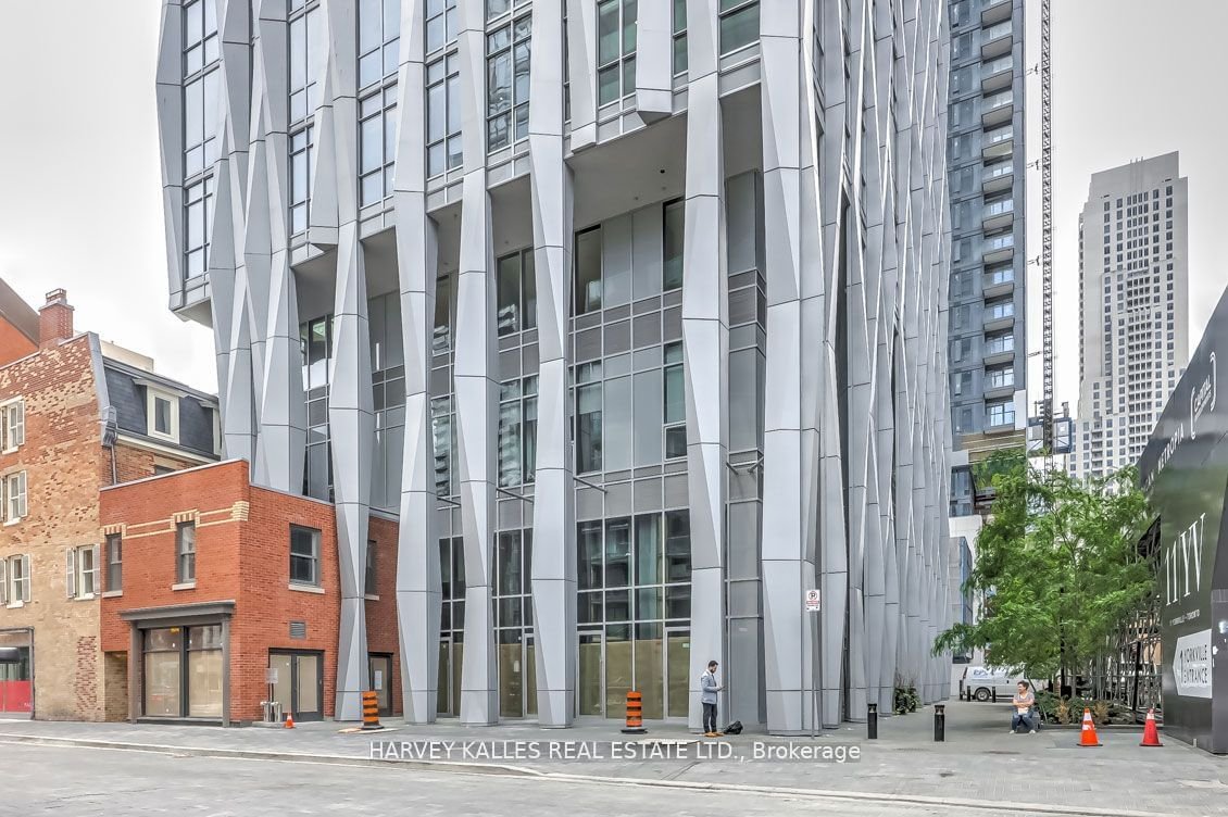 1 Yorkville Ave, unit 5506 for sale - image #4