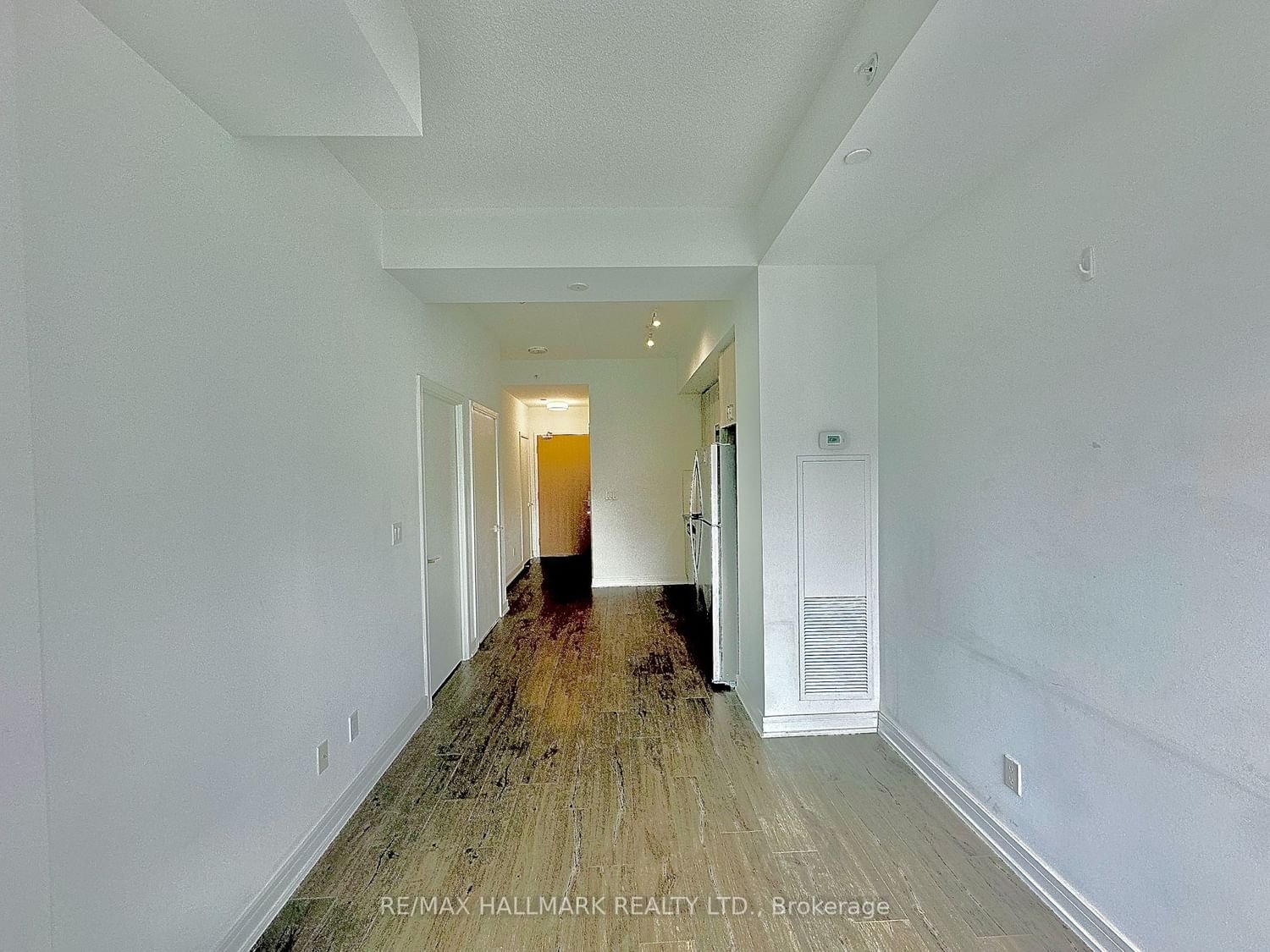 621 Sheppard Ave N, unit 715 for rent - image #13
