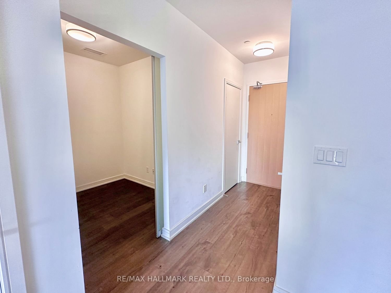 621 Sheppard Ave N, unit 715 for rent - image #19