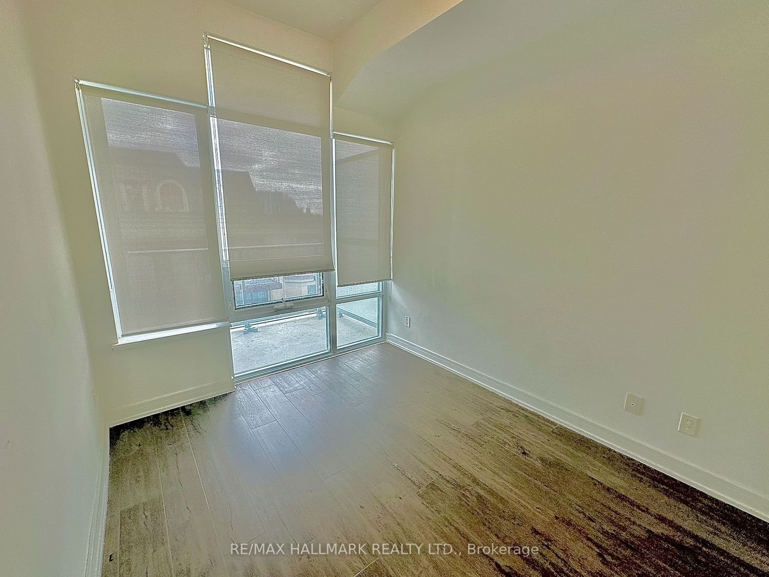 621 Sheppard Ave N, unit 715 for rent - image #23