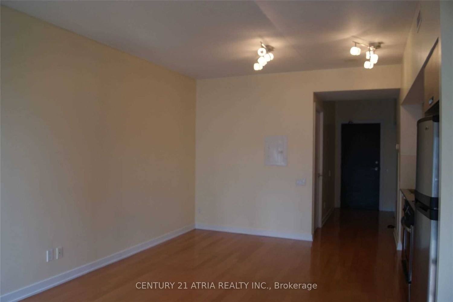 33 Charles St, unit 1304 for rent - image #2