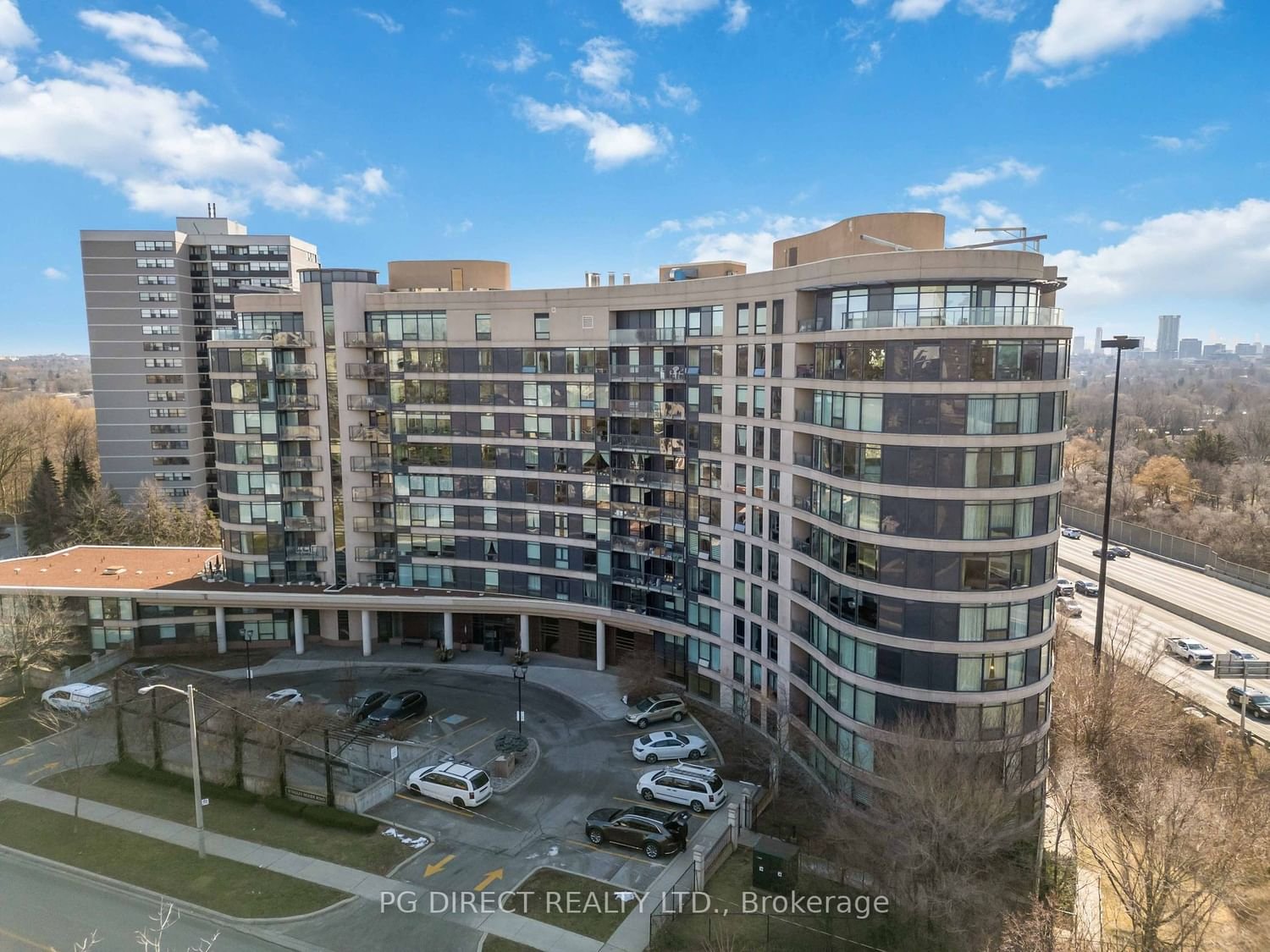 18 Valley Woods Rd, unit 611 for sale - image #18