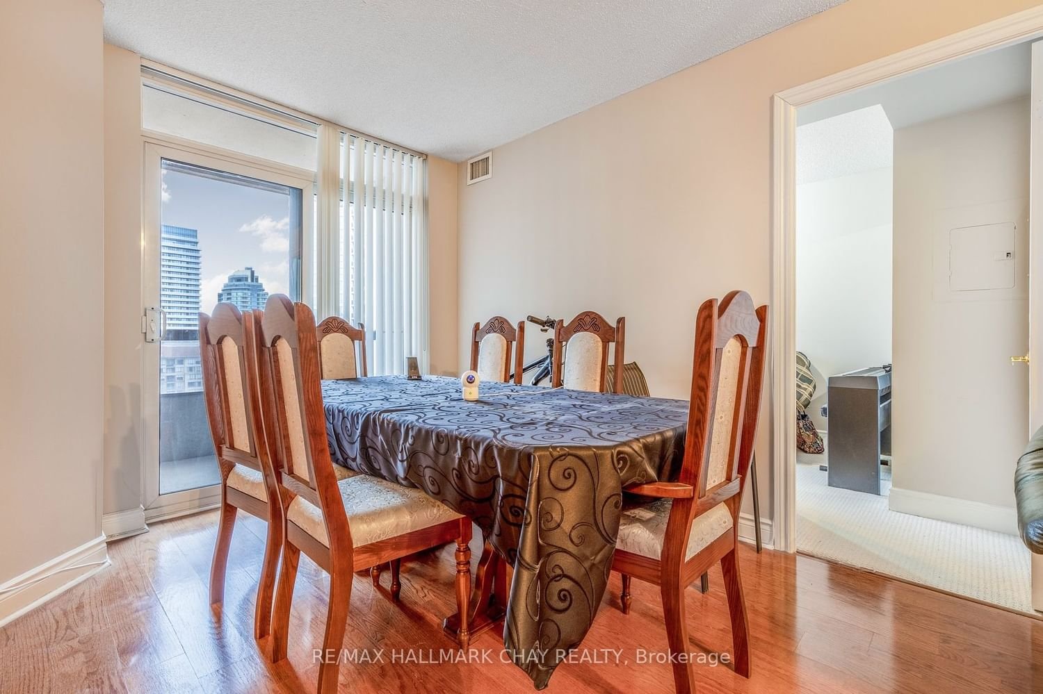 5 Northtown Way, unit 2010 for rent - image #8