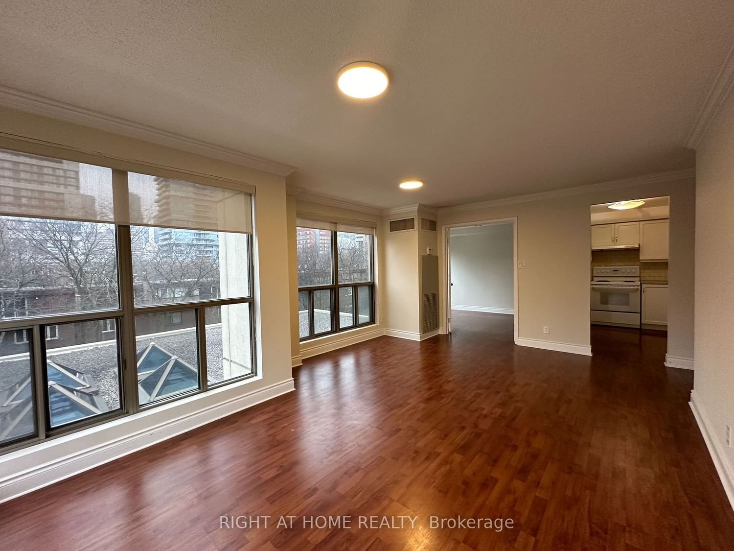 298 Jarvis St, unit 407 for rent - image #25