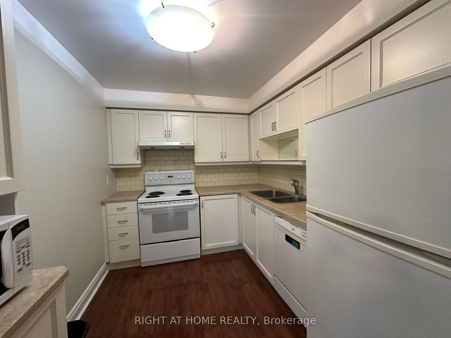 298 Jarvis St, unit 407 for rent - image #29