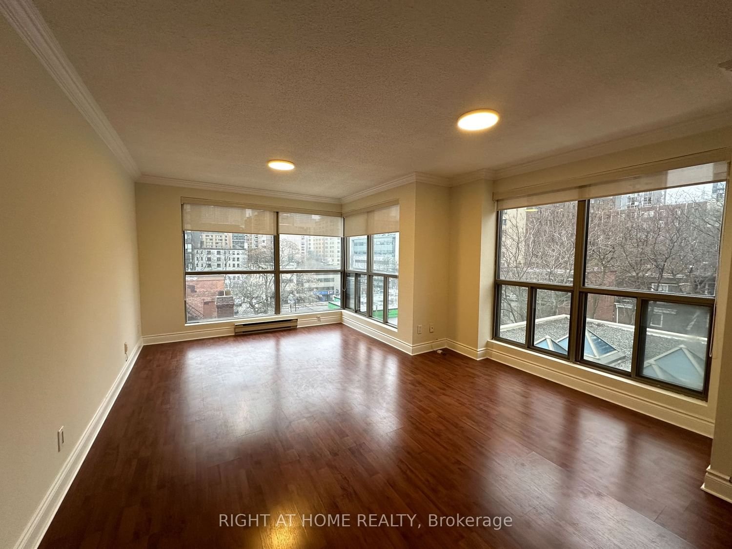 298 Jarvis St, unit 407 for rent - image #31