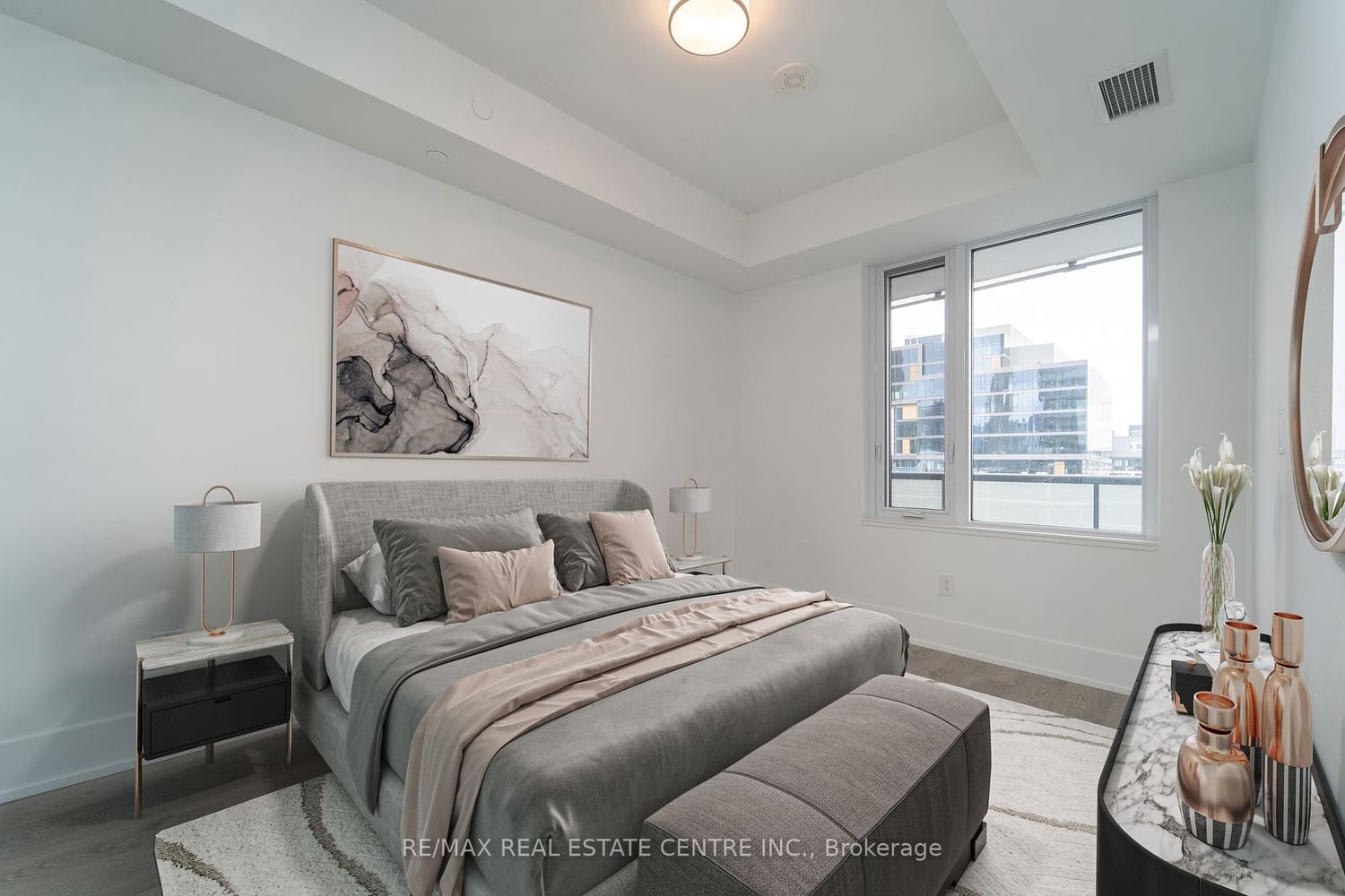 480 Front St W, unit 1002 for sale