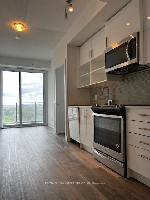 128 Fairview Mall Dr, unit 1006 for rent - image #2