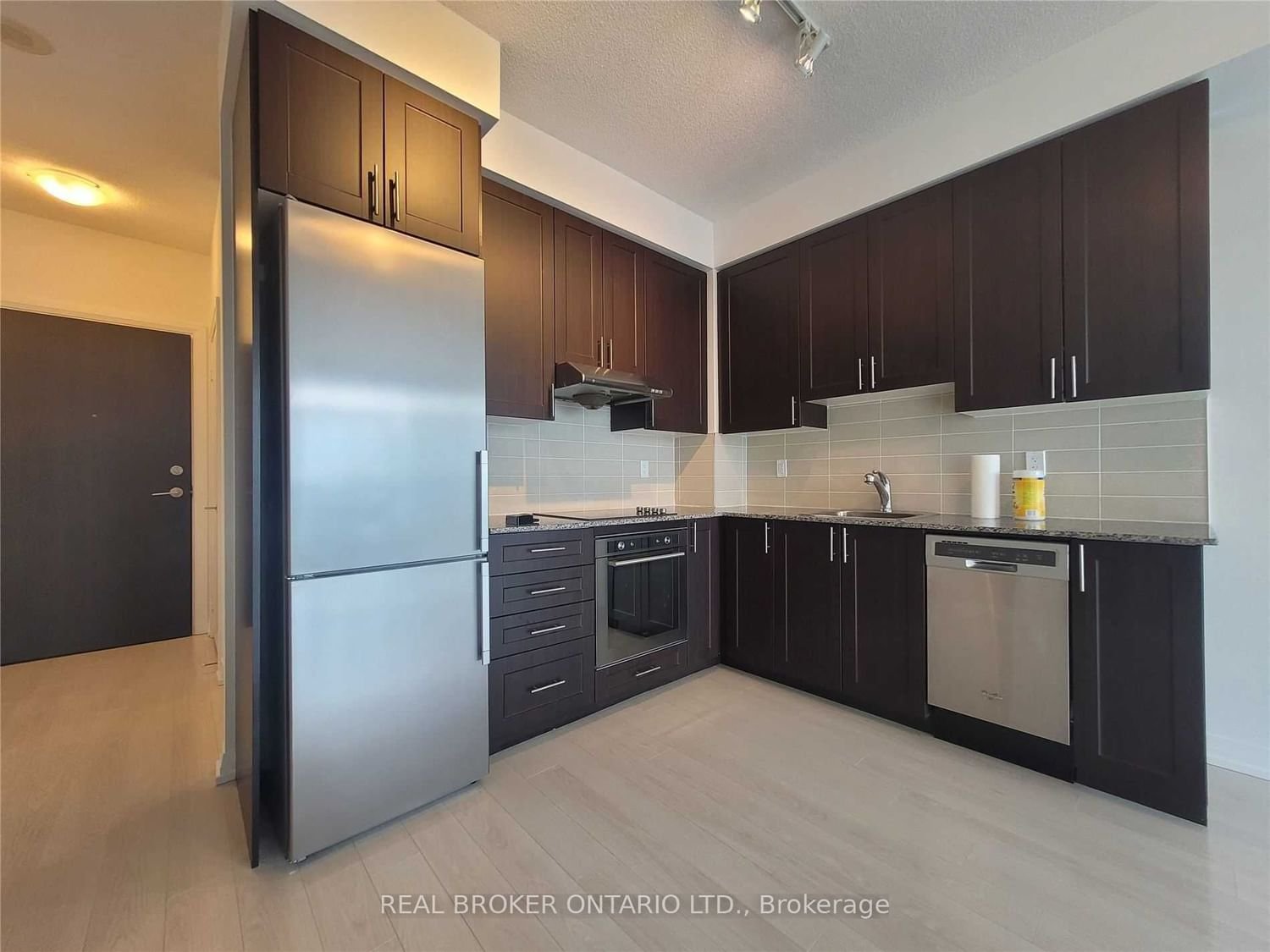 55 Ann O'reilly Rd S, unit 2210 for rent - image #5
