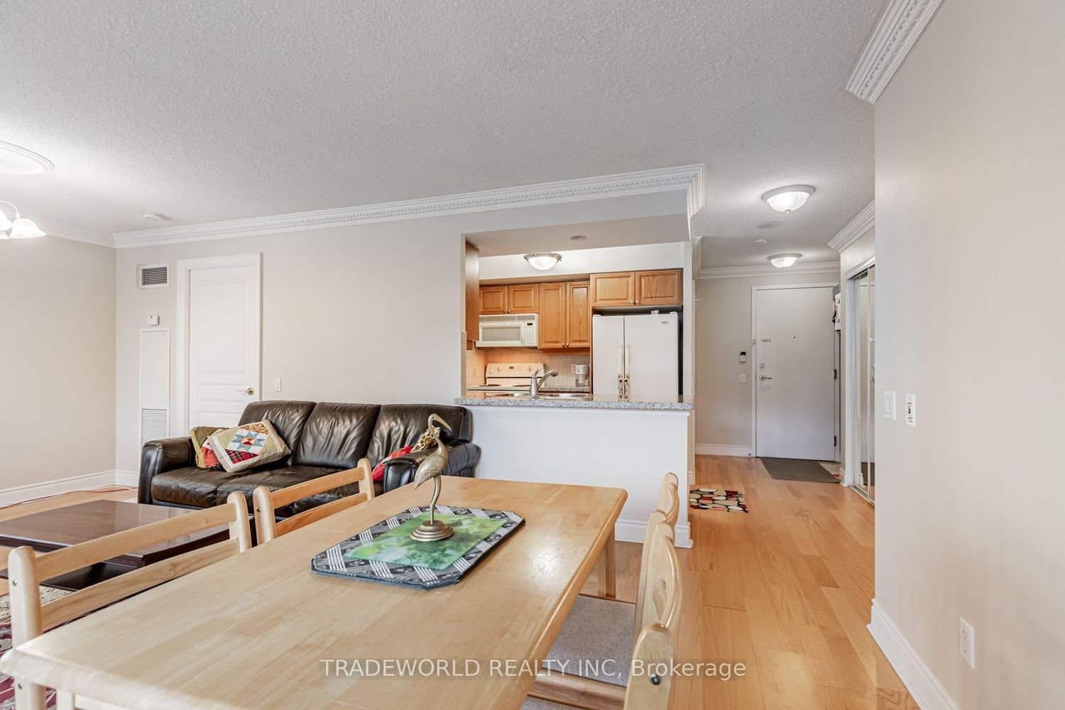 10 Northtown Way, unit 711 for rent - image #11