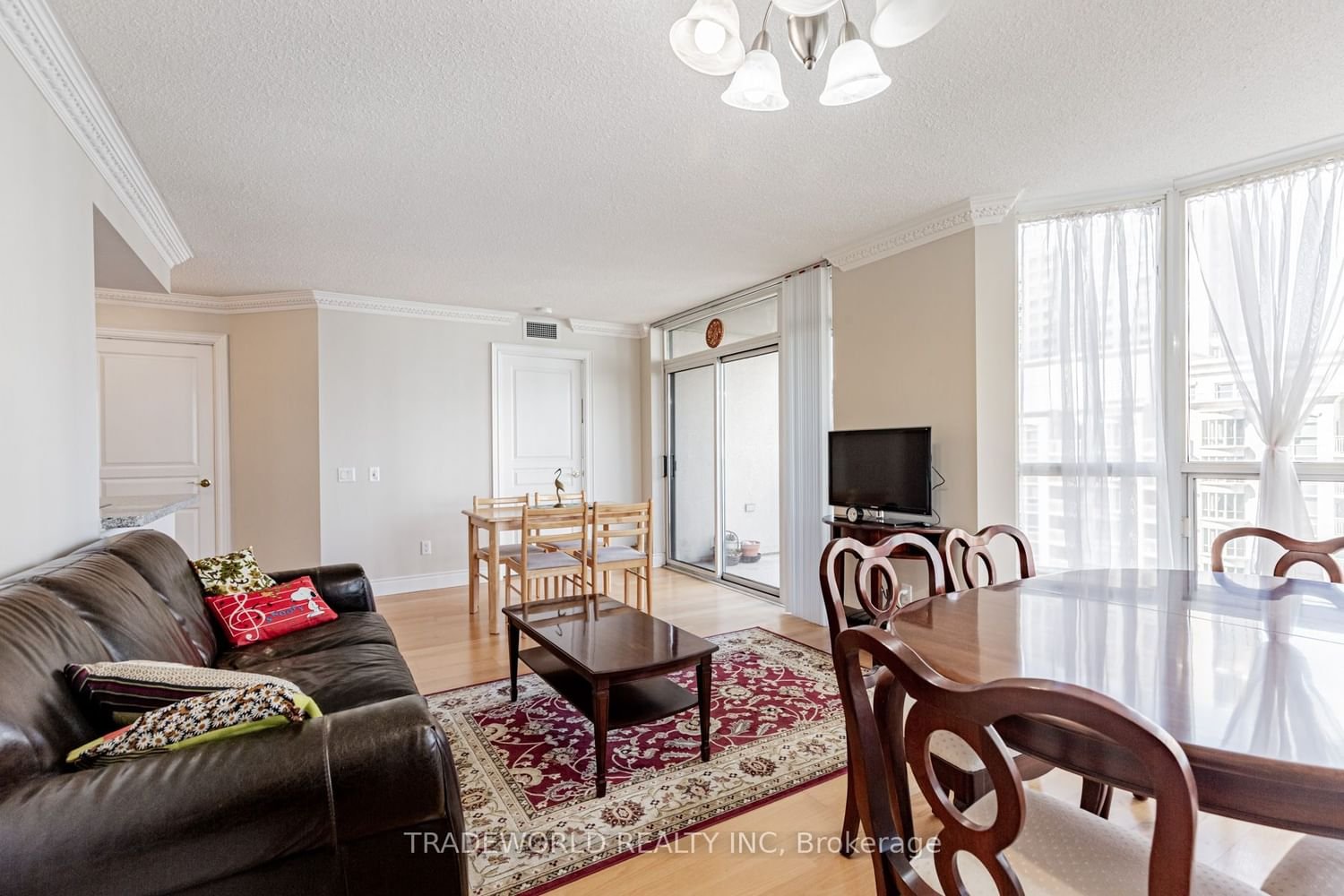 10 Northtown Way, unit 711 for rent - image #15