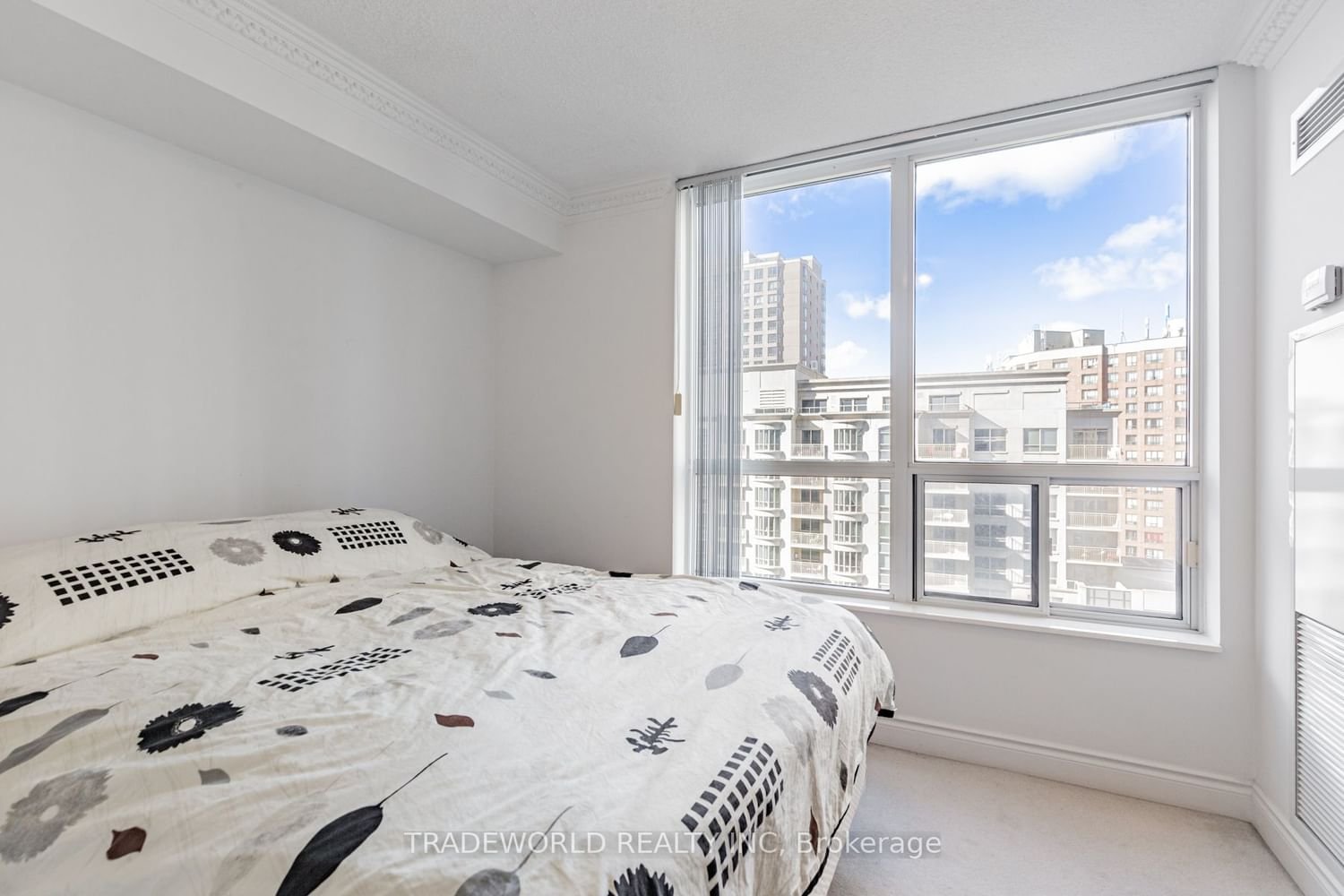 10 Northtown Way, unit 711 for rent - image #21