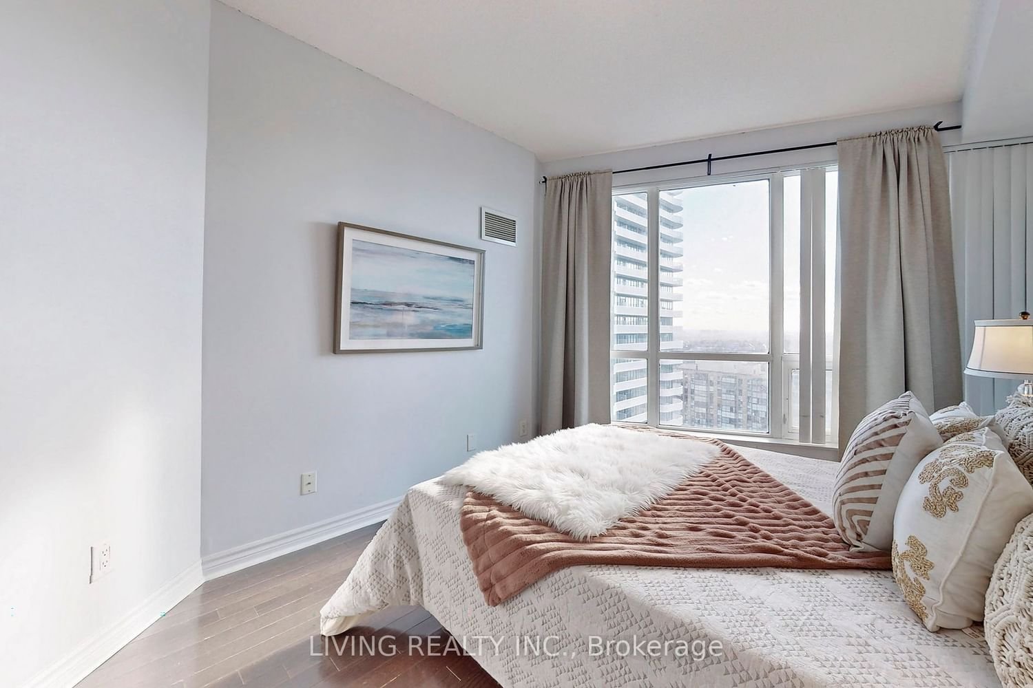 18 Holmes Ave, unit 2305 for sale - image #19