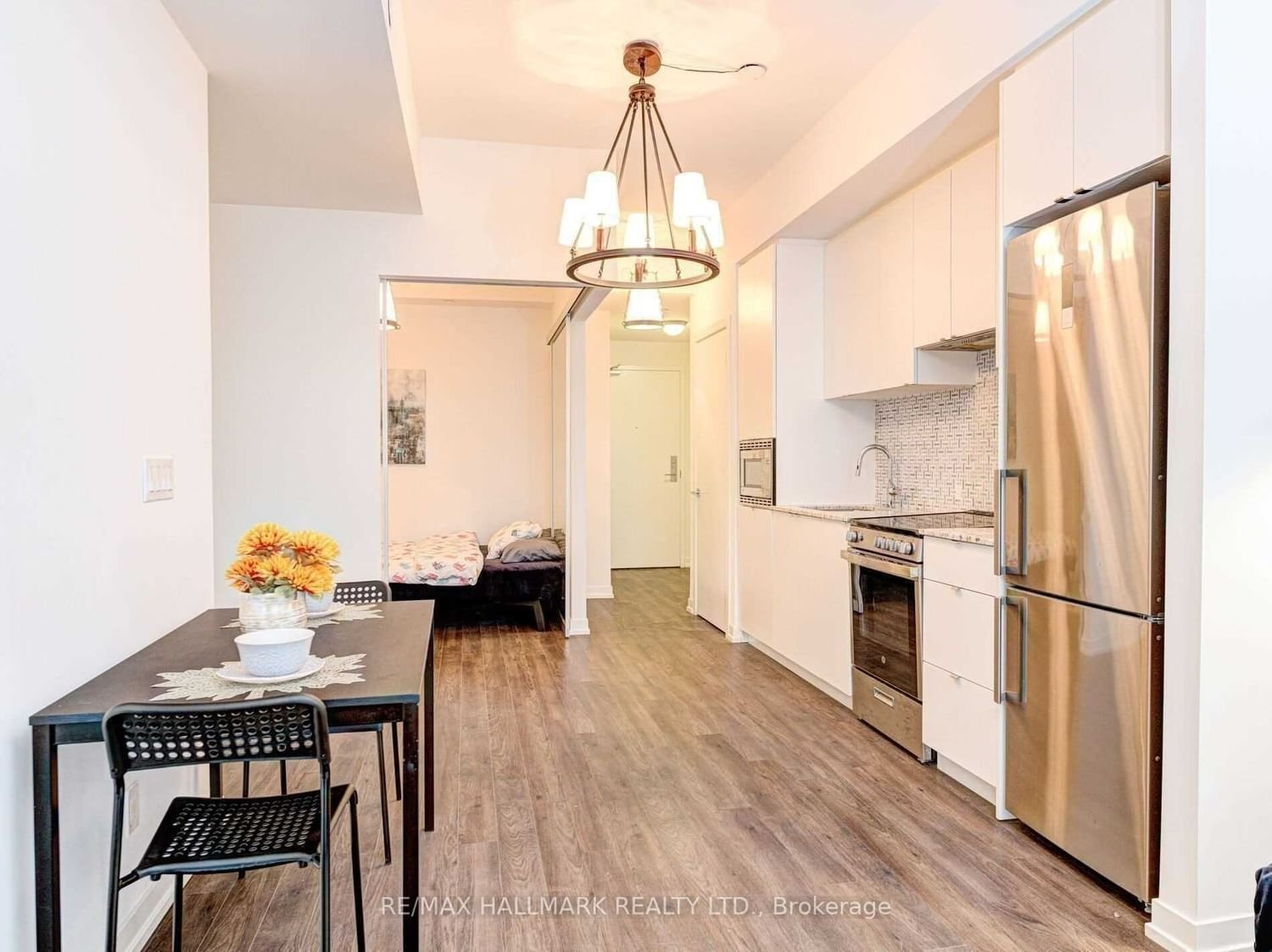 49 East Liberty St, unit 308 for rent - image #6