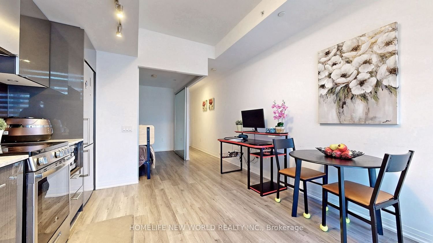 251 Jarvis St, unit 419 for rent - image #14