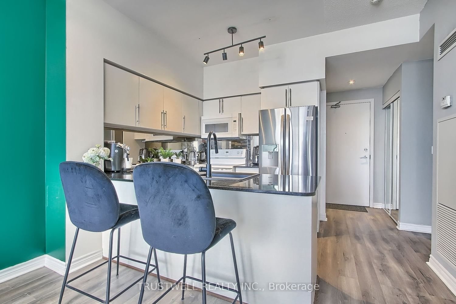 2885 Bayview Ave, unit 611 for sale - image #13