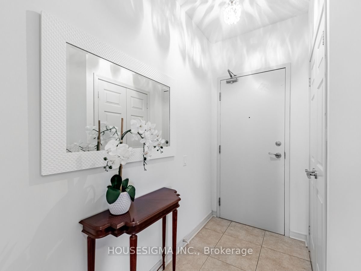 485 Rosewell Ave, unit 309 for sale - image #17