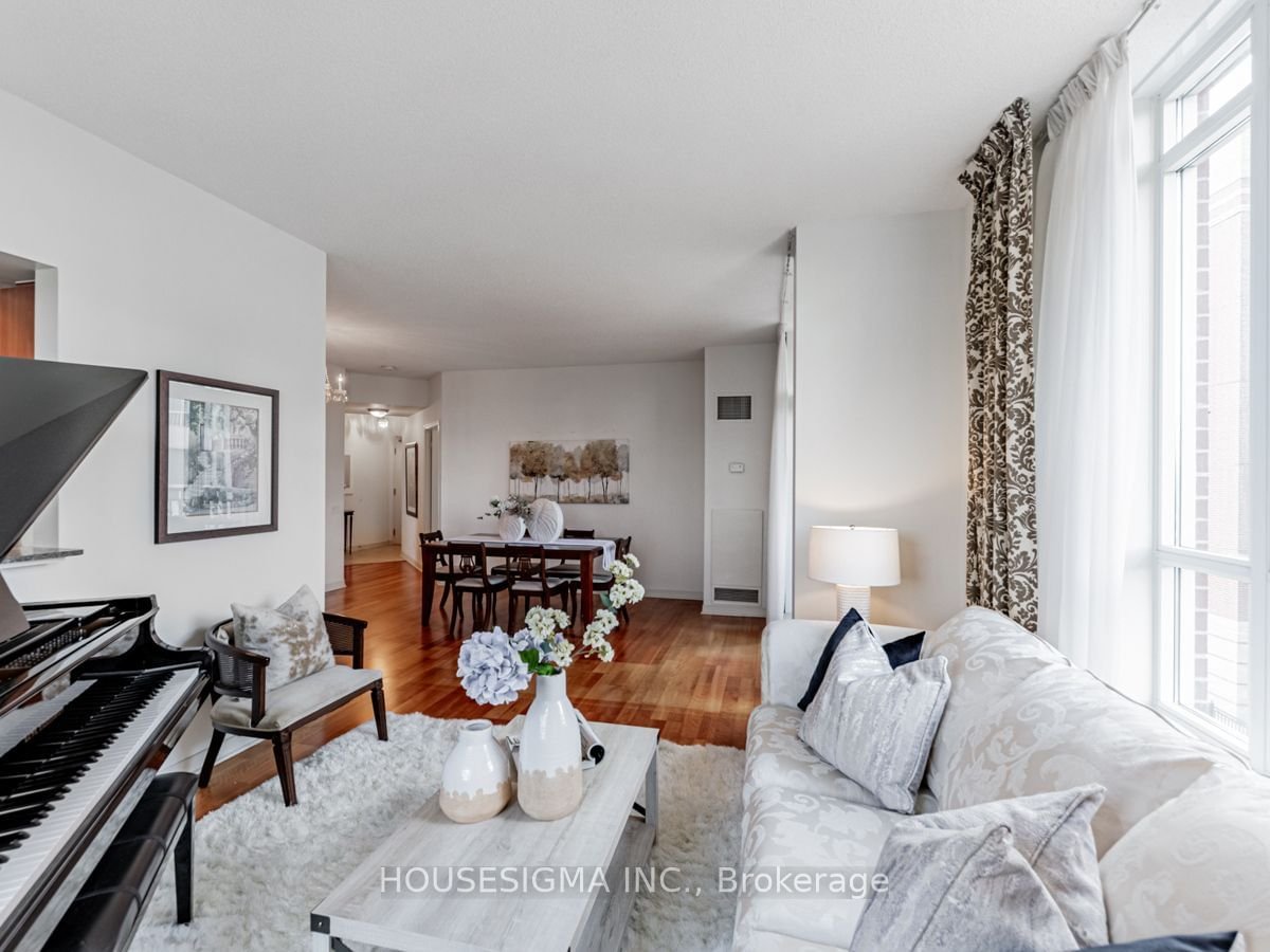 485 Rosewell Ave, unit 309 for sale - image #18