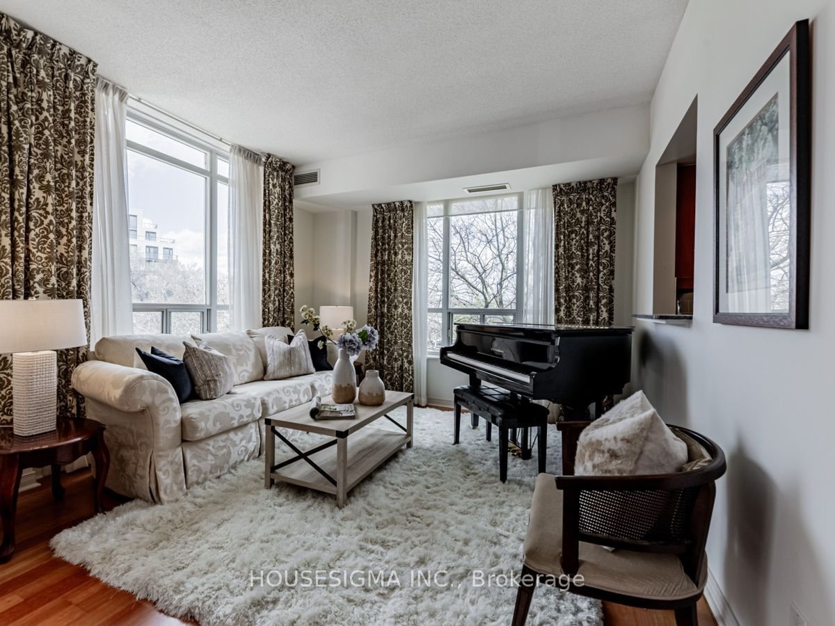 485 Rosewell Ave, unit 309 for sale - image #2