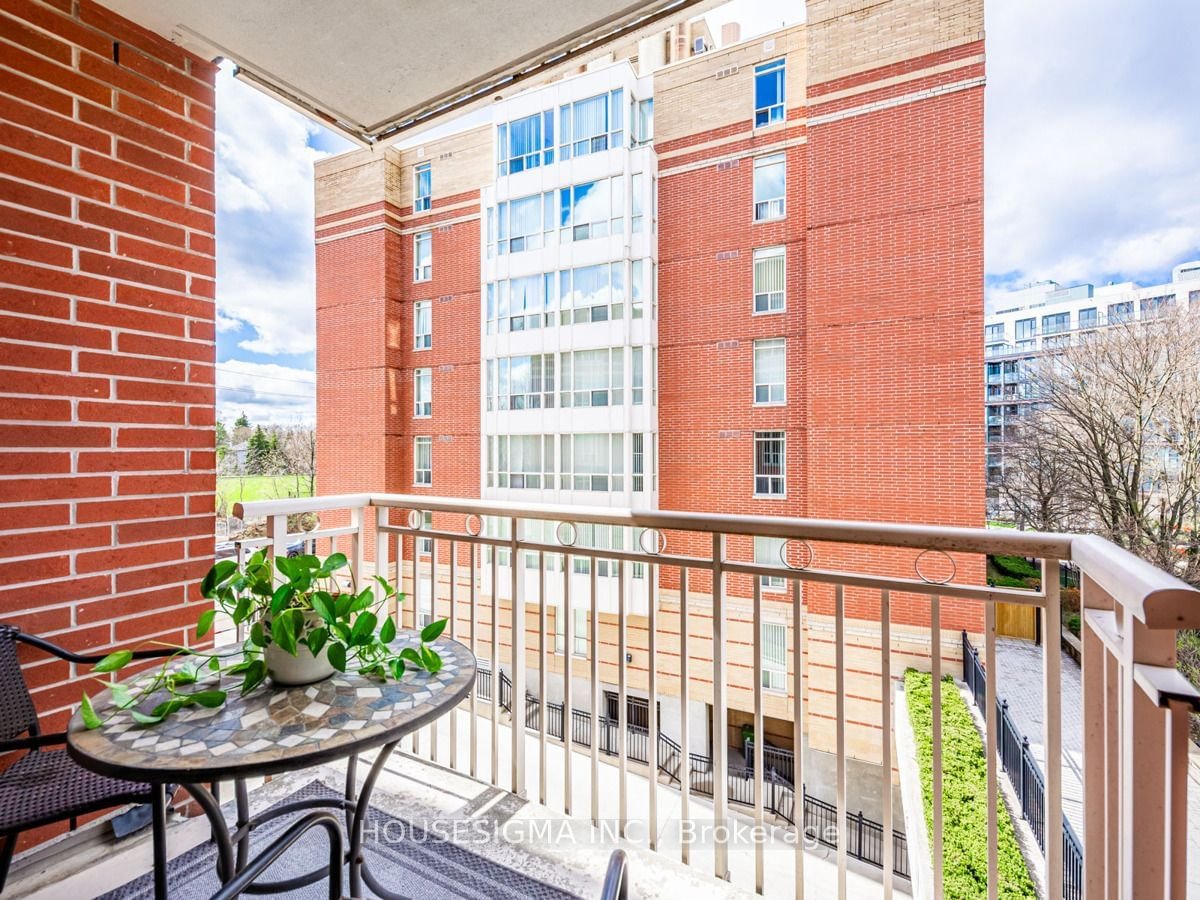 485 Rosewell Ave, unit 309 for sale - image #26