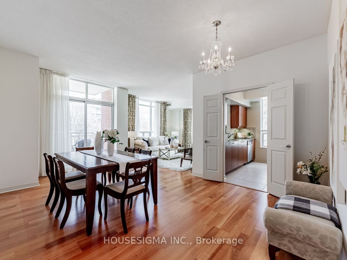 485 Rosewell Ave, unit 309 for sale - image #3