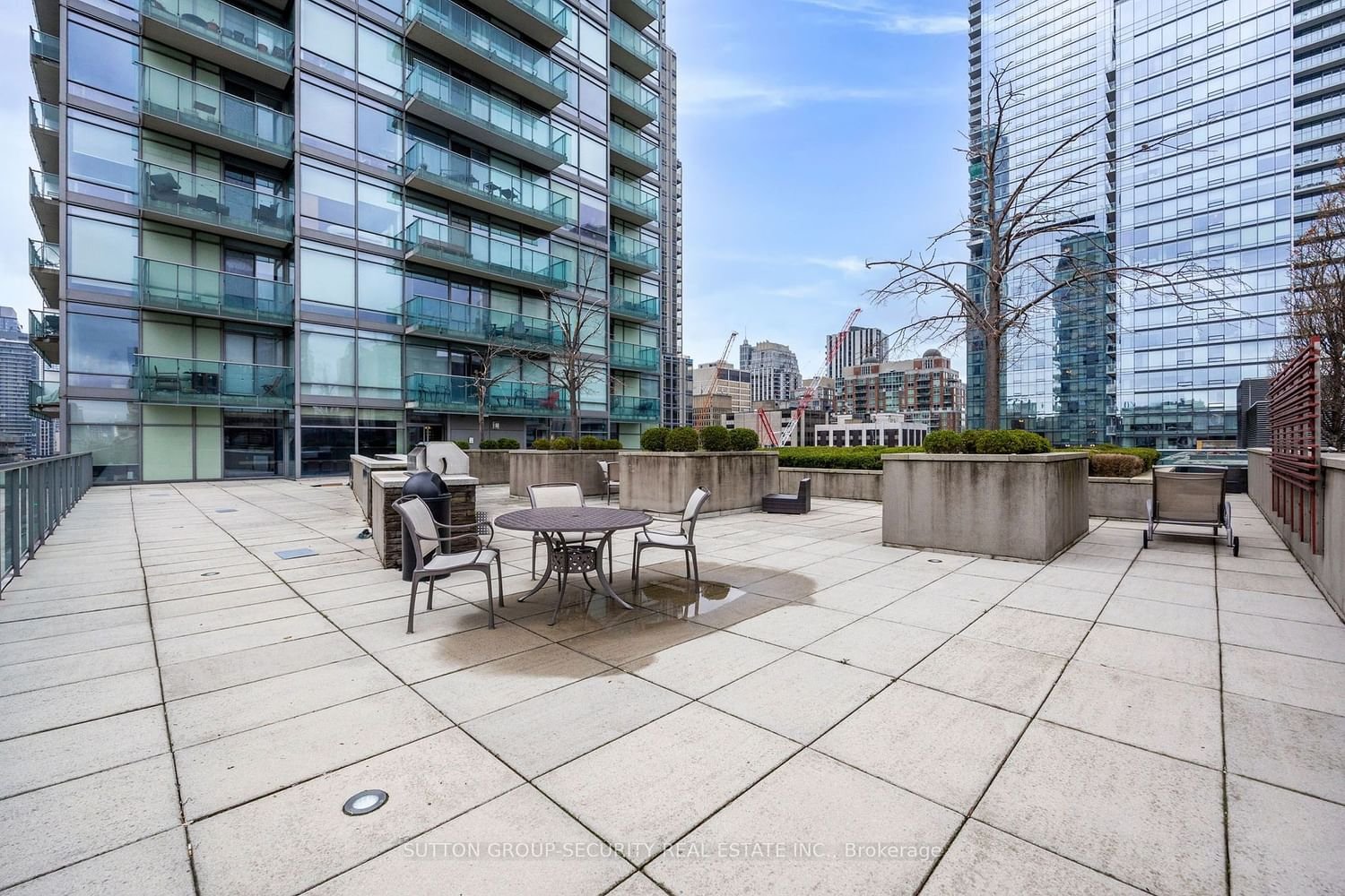 18 Yorkville Ave, unit 2706 for rent - image #10
