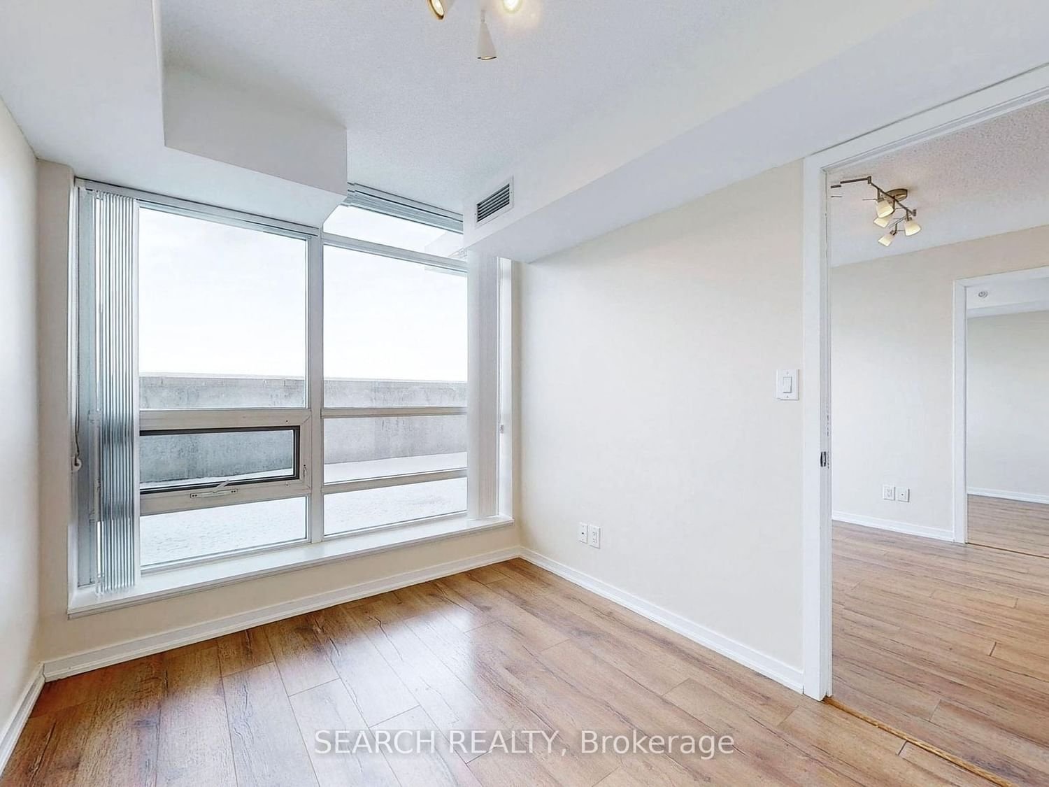 68 Abell St, unit 922 for rent - image #10