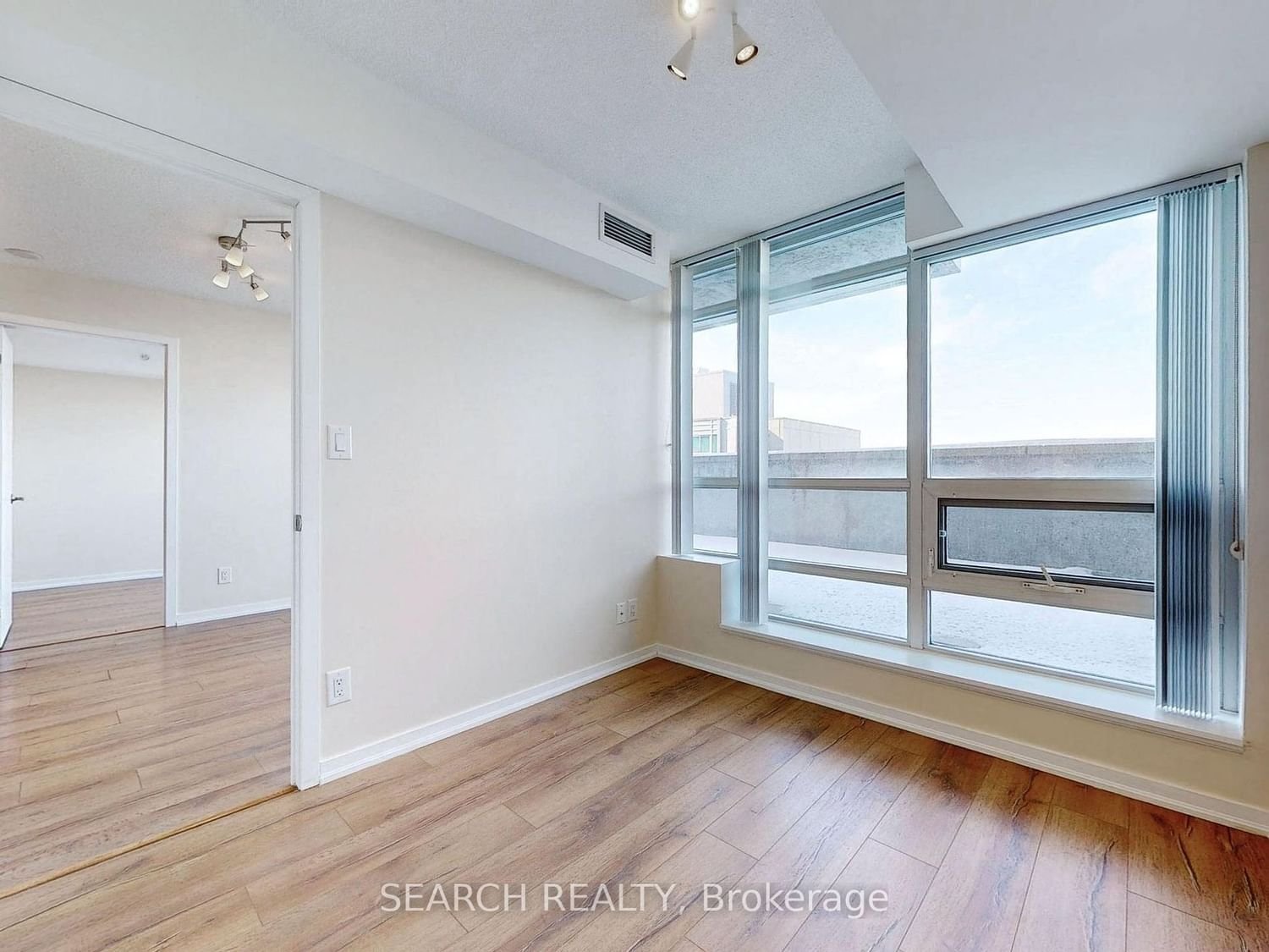 68 Abell St, unit 922 for rent - image #16