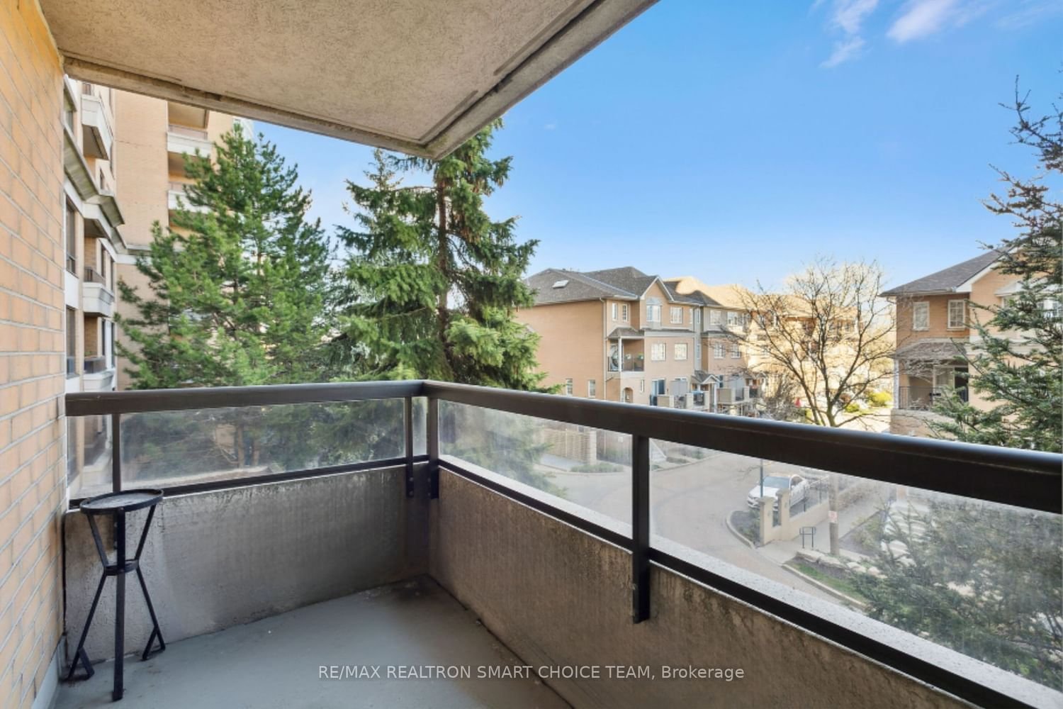 18 Sommerset Way, unit 302 for sale - image #30