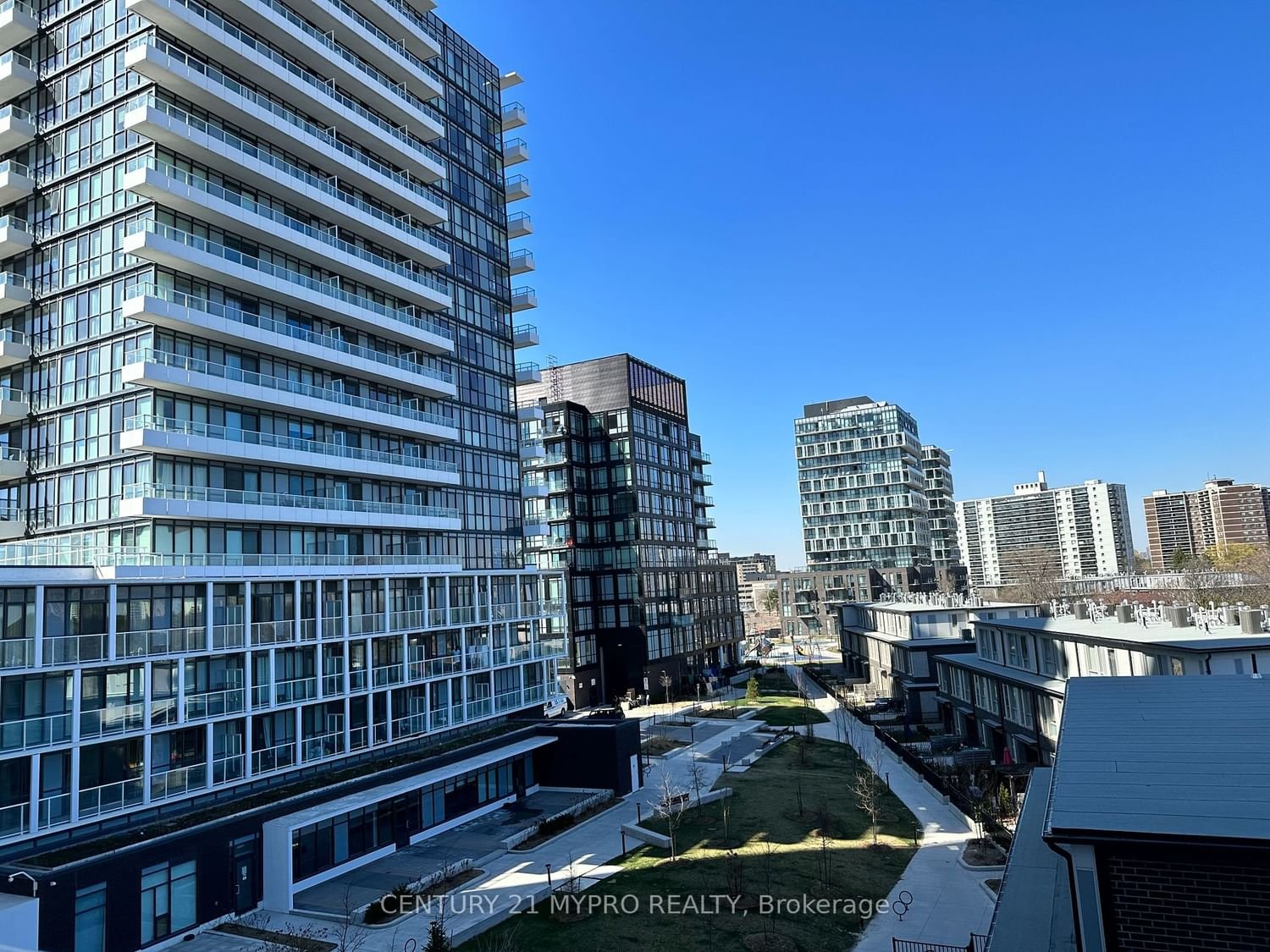 188 Fairview Mall Dr, unit 509 for rent - image #1