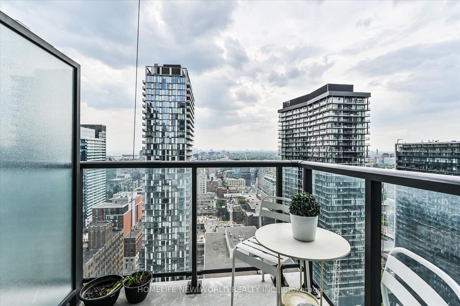 290 Adelaide St W, unit 2903 for rent - image #18