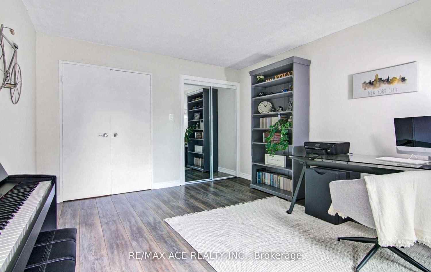 3740 Don Mills Rd, unit 112 for rent - image #10