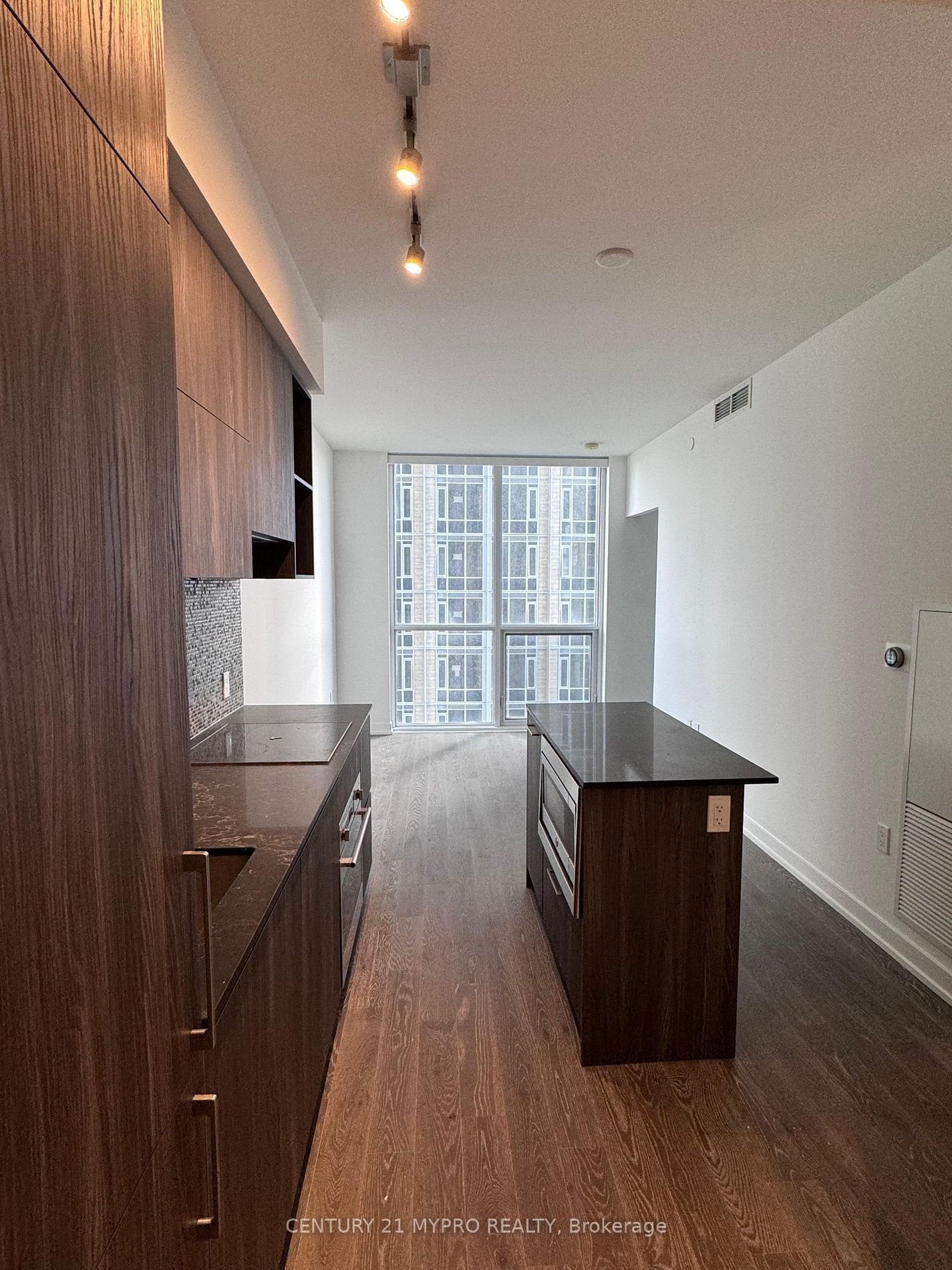1 Yorkville Ave, unit 3603 for sale - image #5