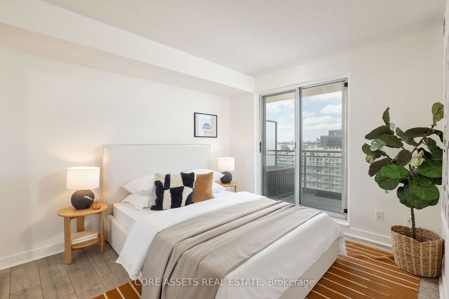 80 Western Battery Rd, unit 1405 for sale - image #25