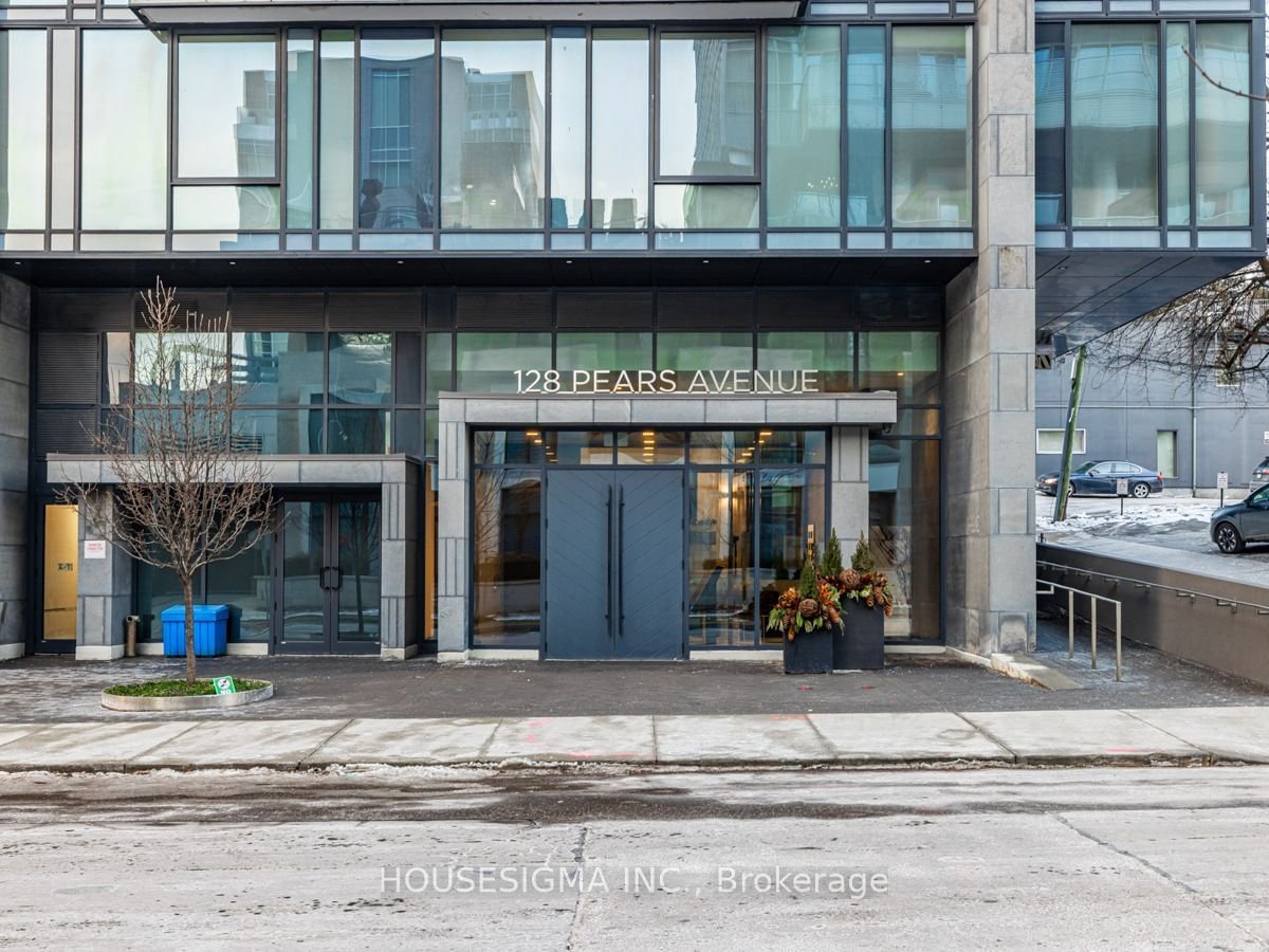 128 Pears Ave, unit 302 for sale - image #16