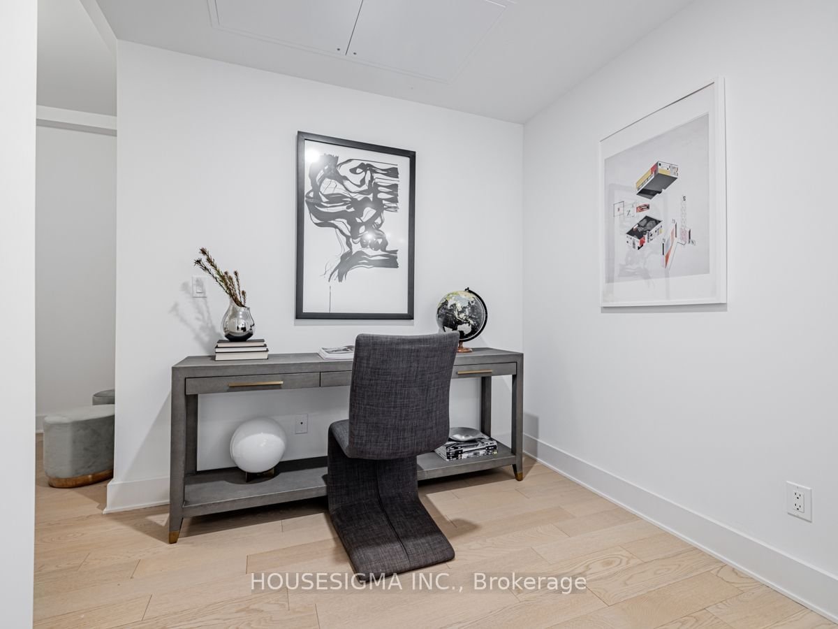 128 Pears Ave, unit 302 for sale - image #3