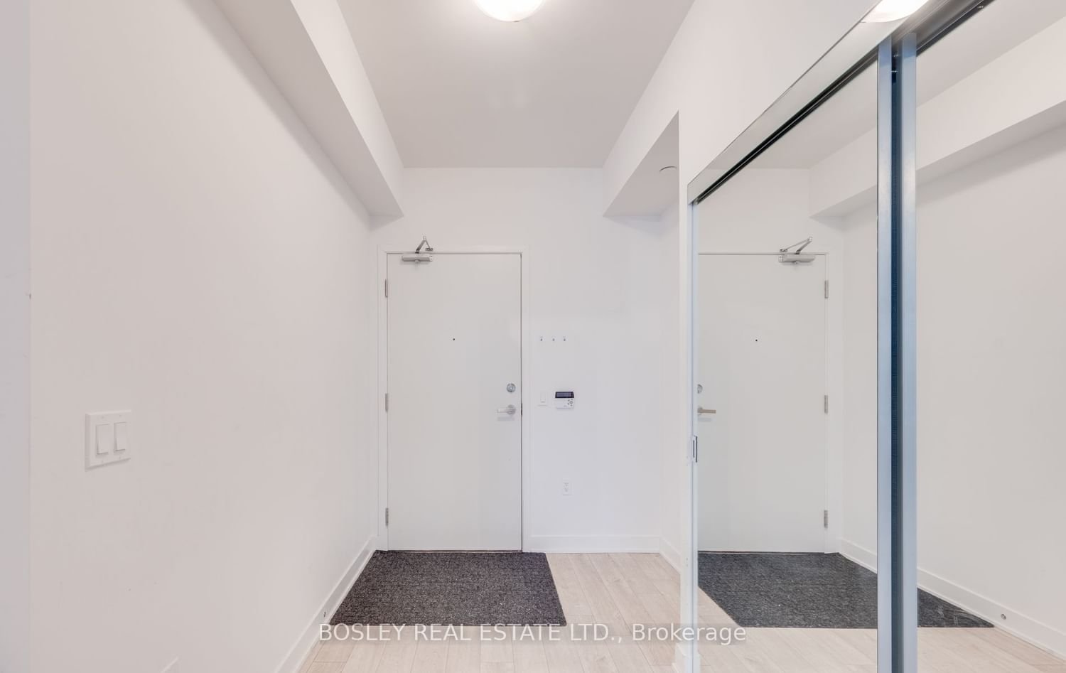 195 Redpath Ave, unit 1806 for rent - image #2