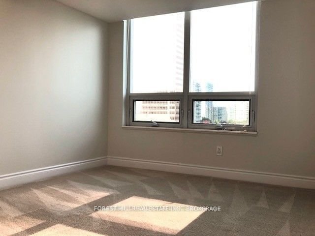 15 Greenview Ave, unit 701 for rent - image #4