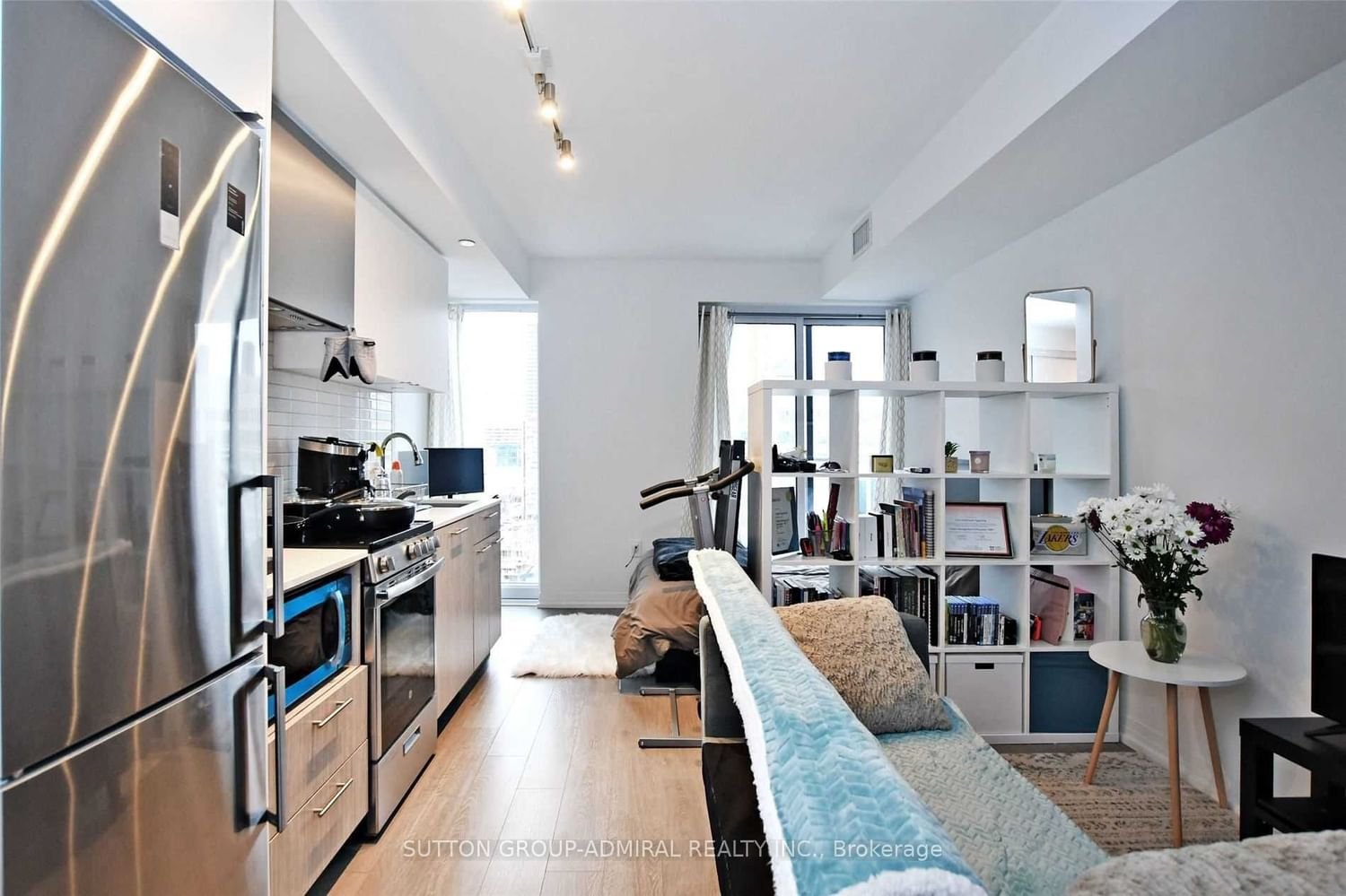 251 Jarvis St, unit 1427 for rent - image #5