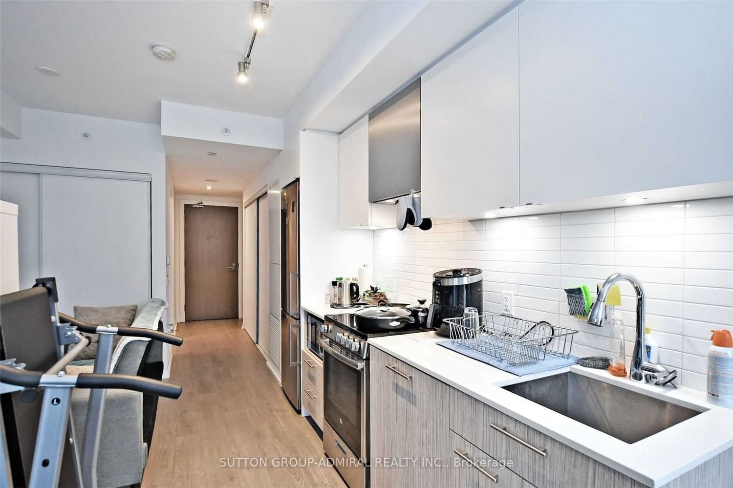 251 Jarvis St, unit 1427 for rent - image #9