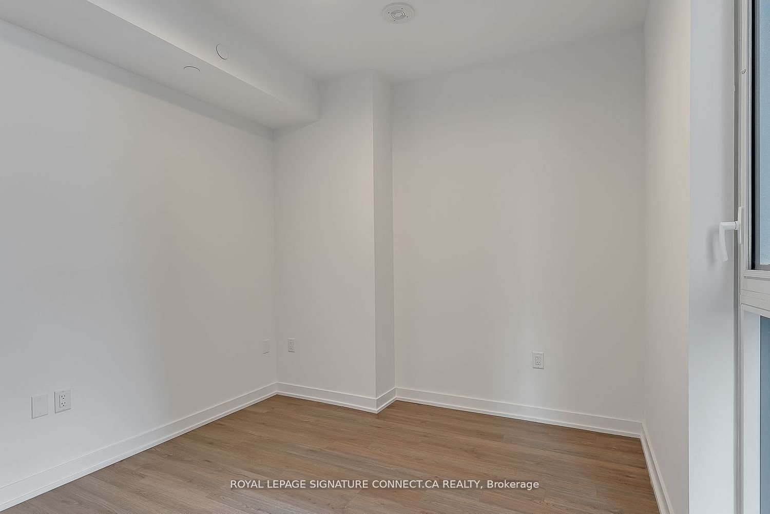 357 King St W, unit 1408 for rent - image #17