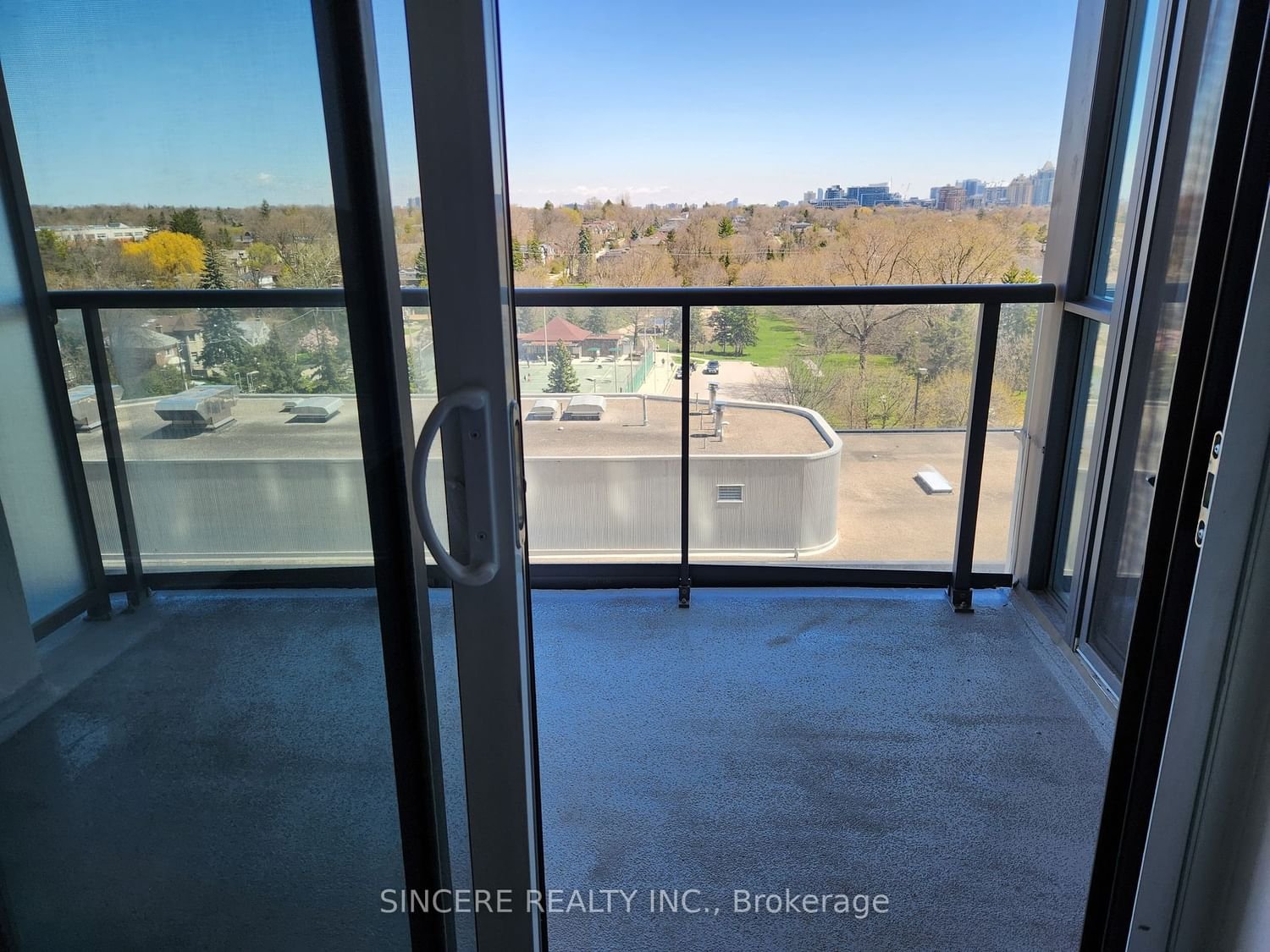 35 Hollywood Ave, unit 1003 for sale - image #16