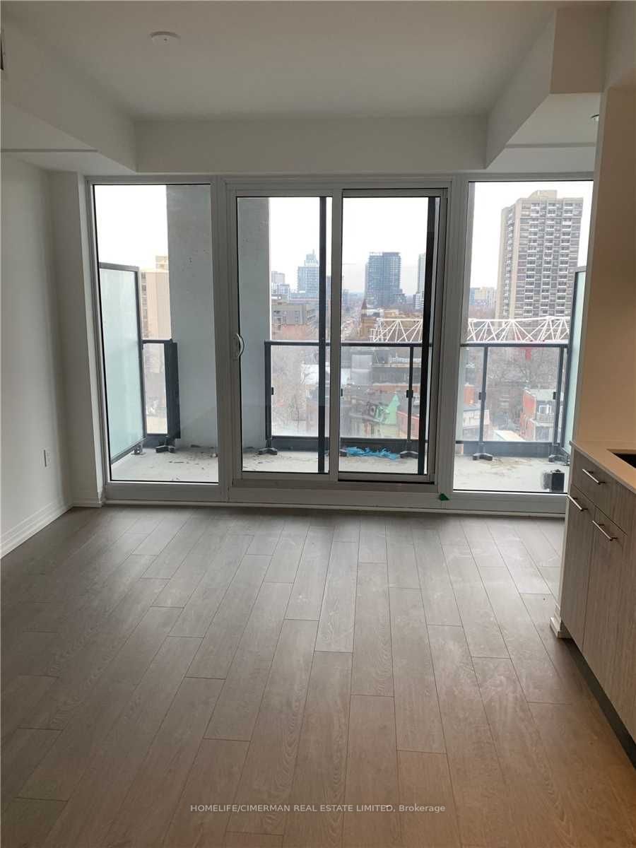 251 Jarvis St, unit 811 for rent - image #2