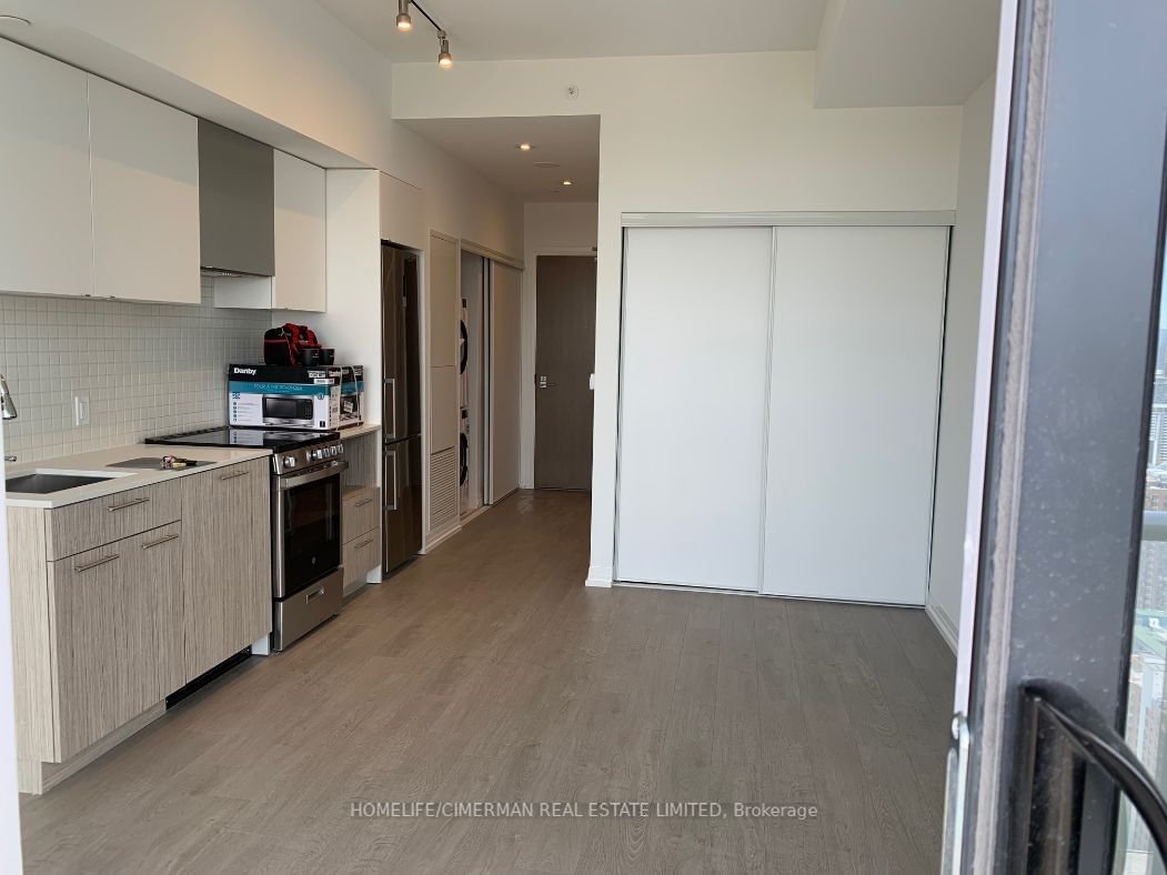 251 Jarvis St, unit 811 for rent - image #37