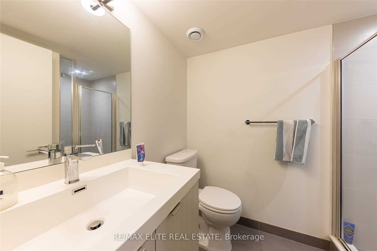 89 Mcgill St, unit 902 for rent - image #3