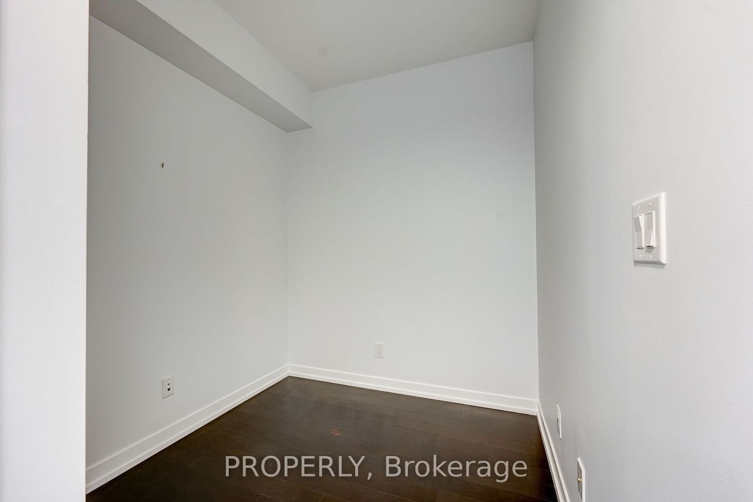 21 Widmer St, unit 3401 for rent - image #32