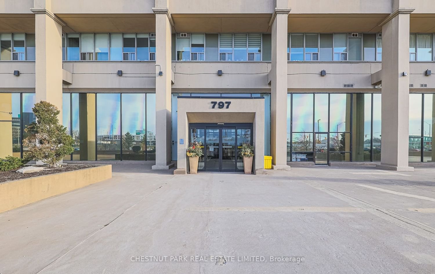 797 Don Mills Rd, unit 1108 for rent - image #2